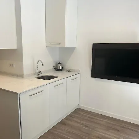 Bh Suites *