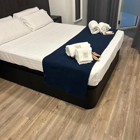 Bh Suites Apartment Alicante